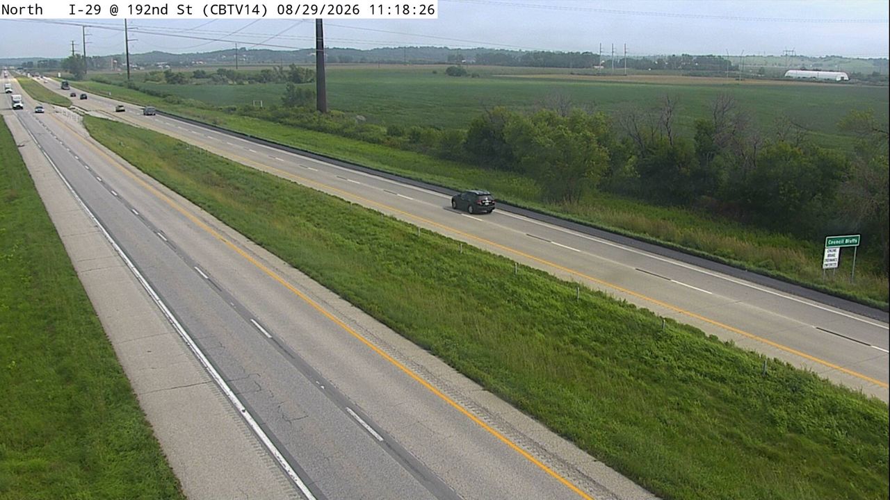 I-29 @ MM 44.6 (192nd St) live camera view