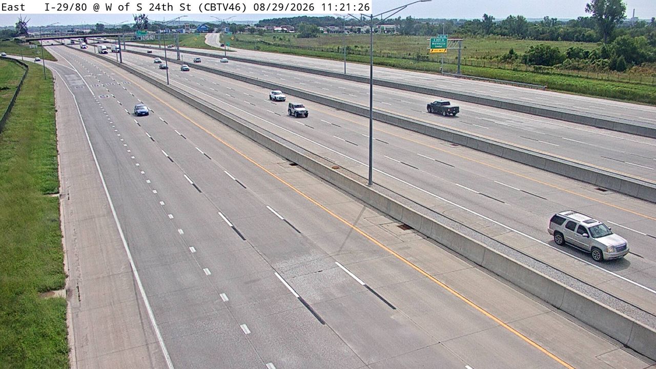 I-29/80 @ MM 1.2 (W of S 24th St - N) live camera view