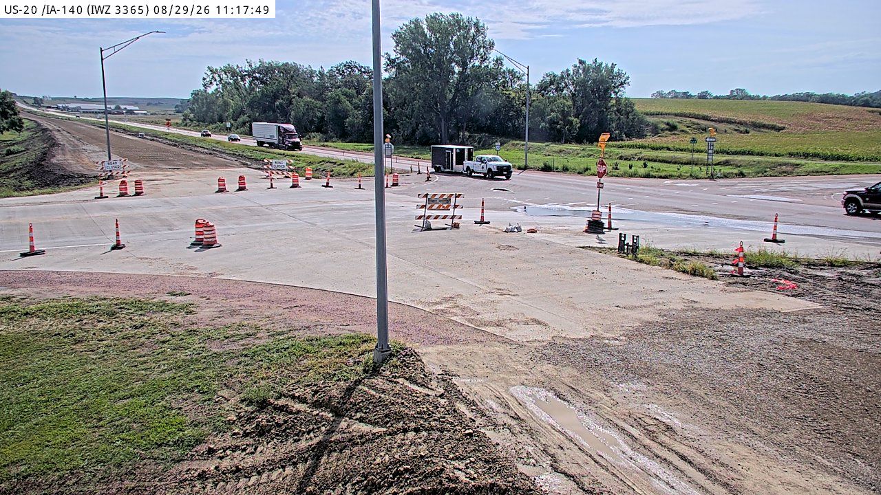 US 20 @ IA 140 (IWZ 3365) live camera view