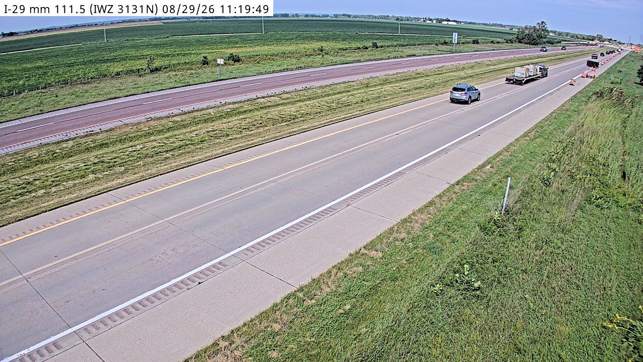 I-29 @ MM 111.5 (IWZ 3131N) live camera view