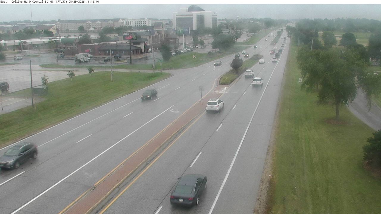 IA 100 @ MM 9.8 (Council St) live camera view