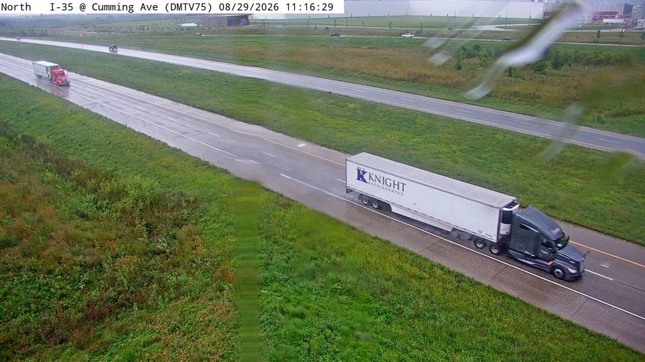 I-35 @ MM 65 (Cumming Ave) live camera view