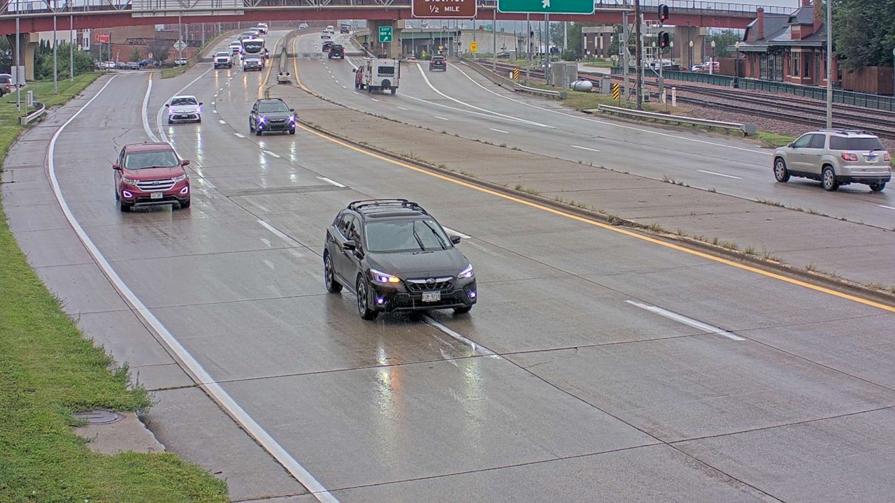 US 61 @ MM 190.4 (1st St - North) live camera view