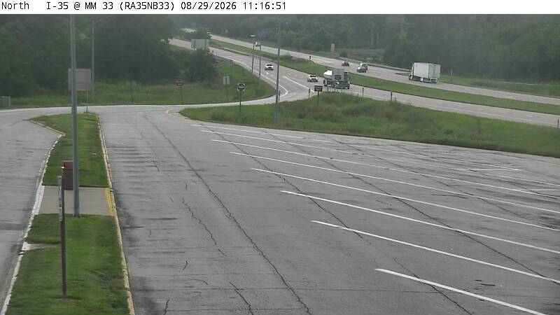 Rest Area: I-35 NB MM 33 near Osceola live camera view