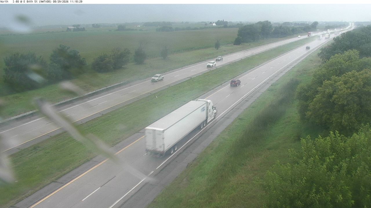 I-80 @ MM 171 (E 84th St) live camera view