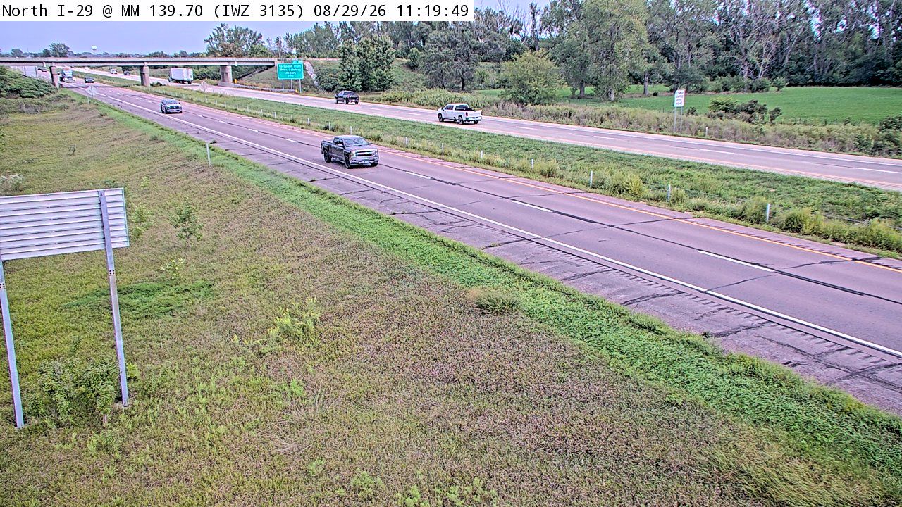 I-29 @ MM 139.7 (IWZ 3135) live camera view