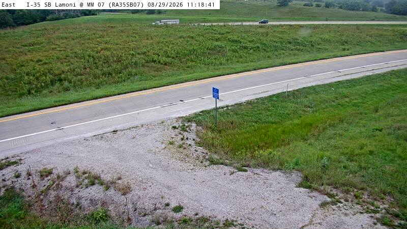 Rest Area: I-35 N/S MM 7 - Lamoni - SB Ent. live camera view
