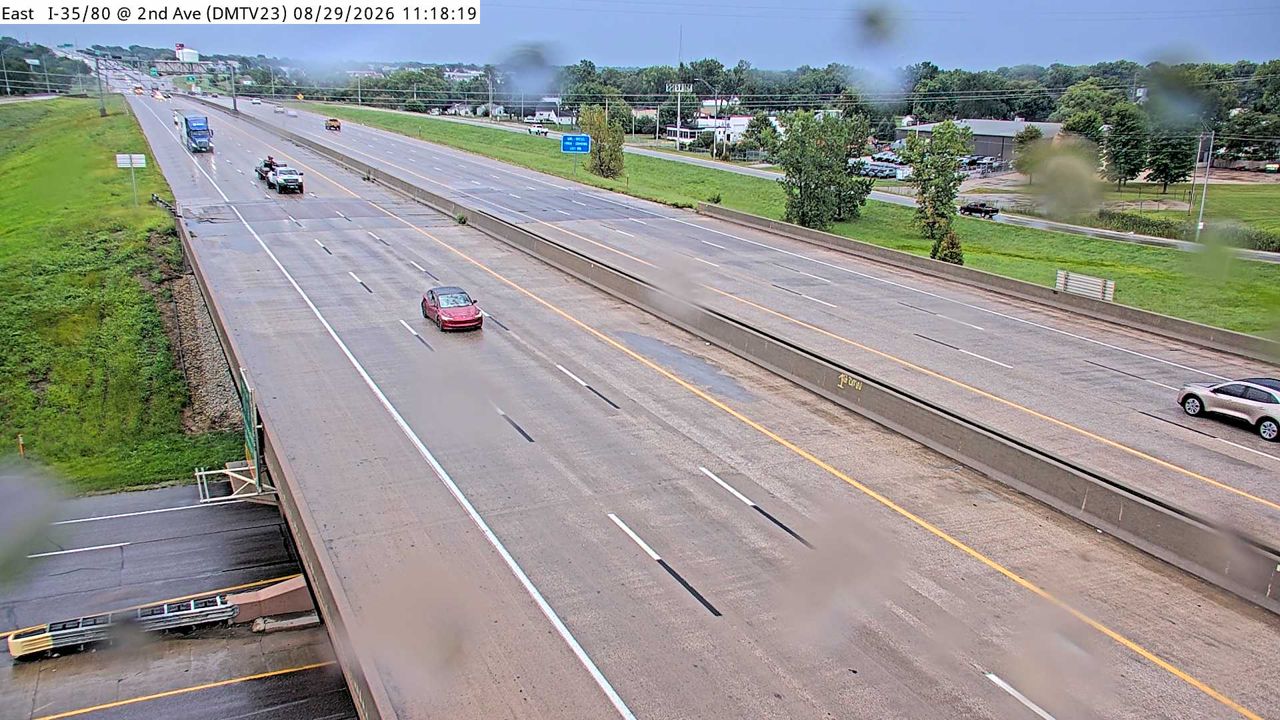I-35/80 @ MM 135.2 (2nd Ave) live camera view