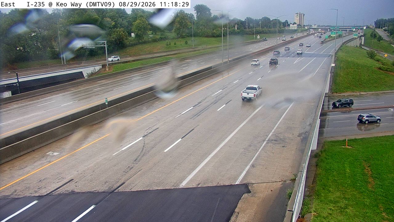 I-235 @ MM 7.8 (Keo Way) live camera view