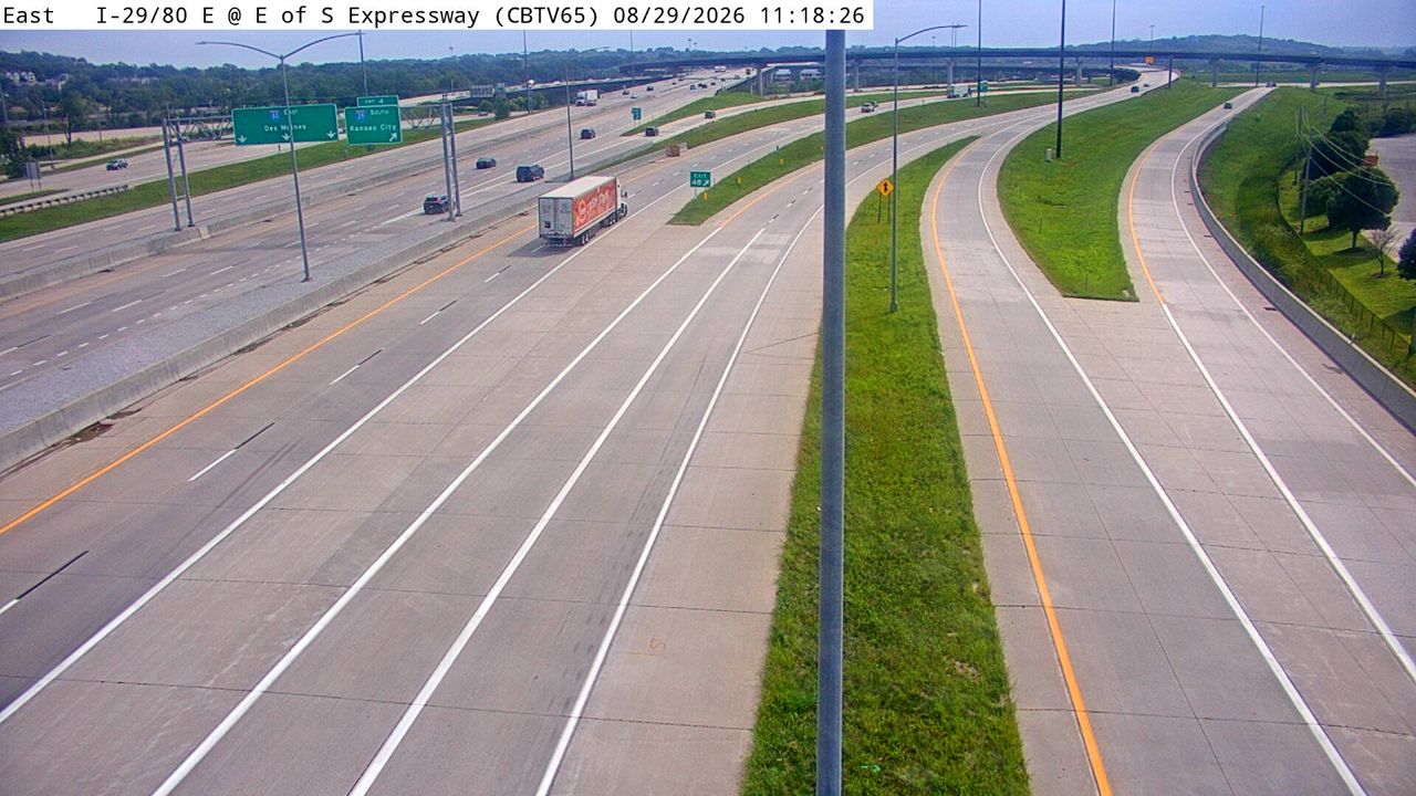 I-29/80 @ MM 49.2 (E of S Expressway) live camera view
