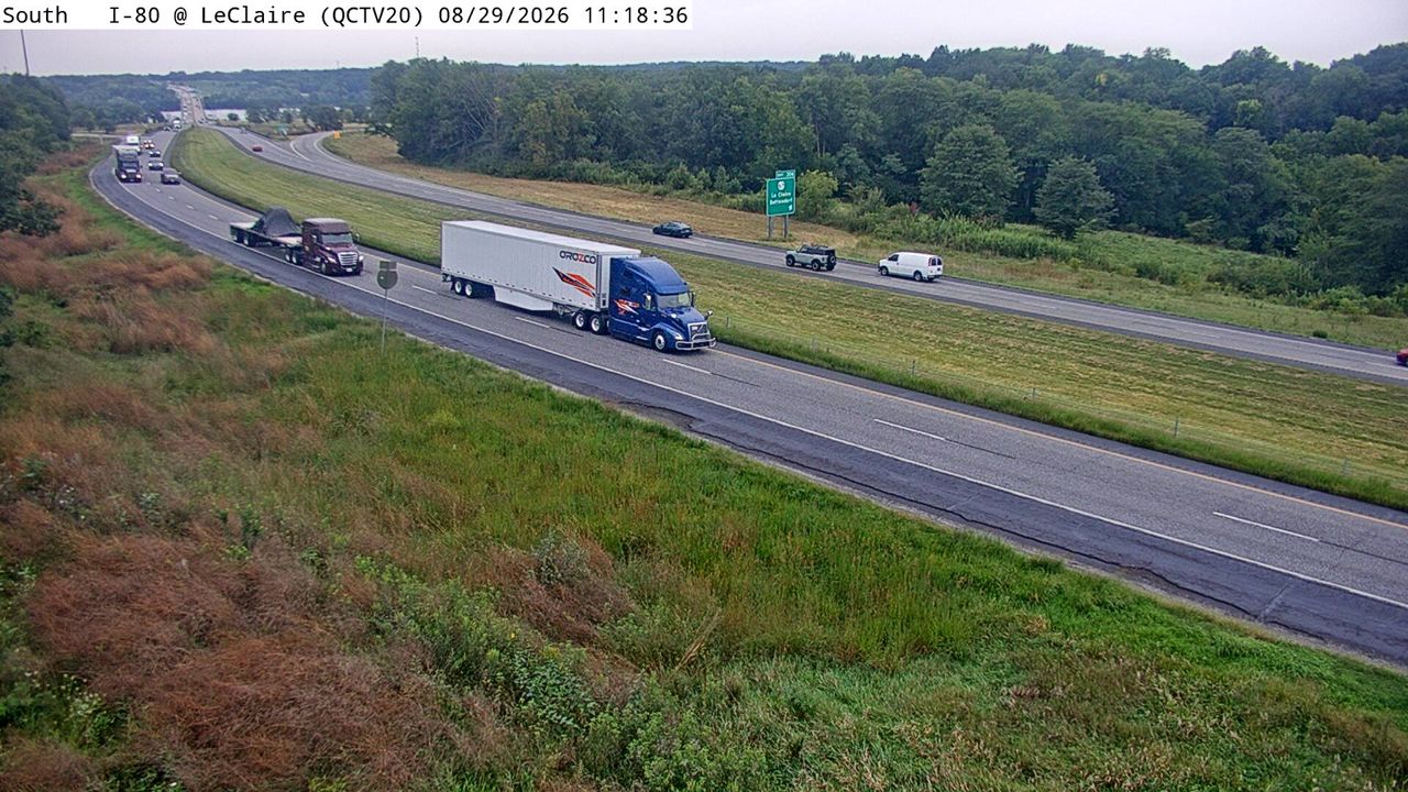 I-80 @ MM 305.4 (Le Claire) live camera view