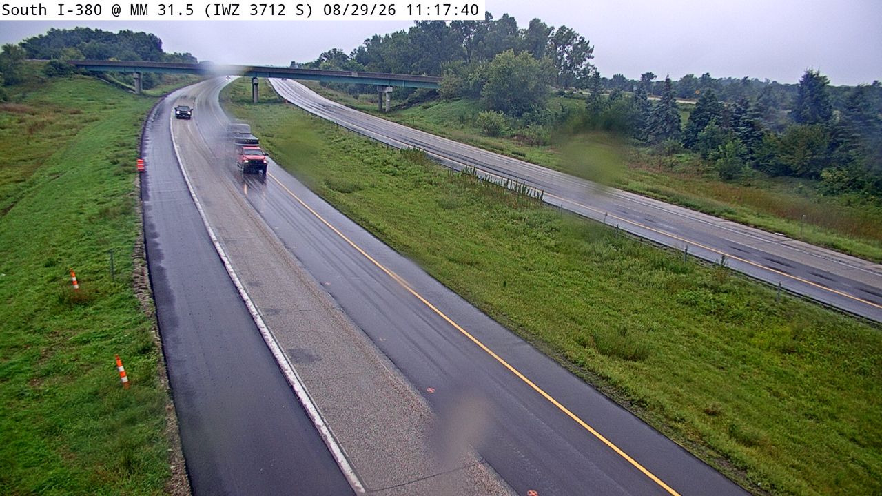 I-380 @ MM 31.5 (IWZ 3712S) live camera view