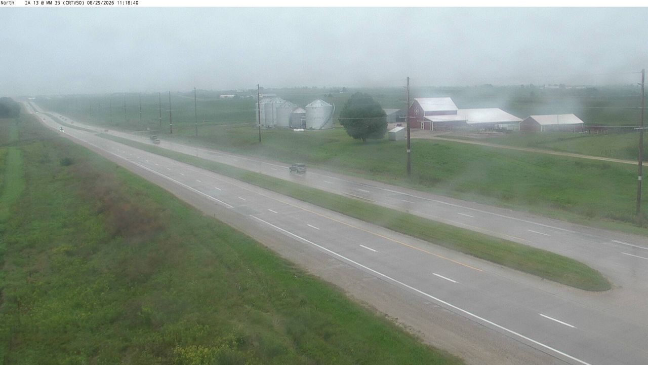 US 151 @ MM 35 (Cottage Grove Pkwy) live camera view