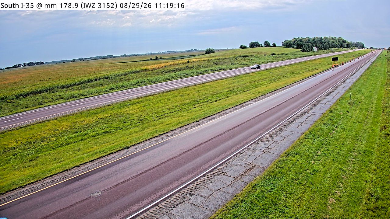 I-35 @ MM 178.9 (IWZ 3152) live camera view