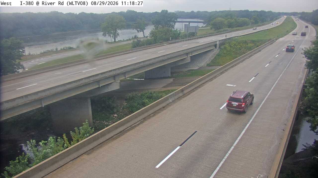 I-380 @ MM 69.7 (River Rd) live camera view
