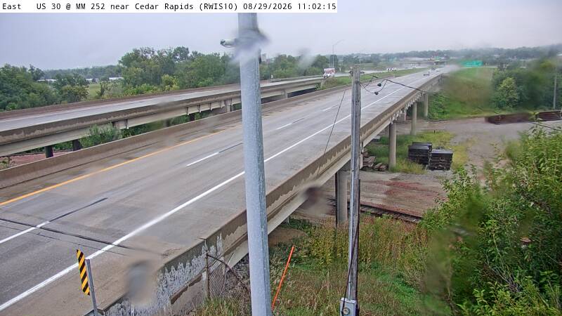 US 30 MM 252 @ Cedar Rapids US 30 live camera view