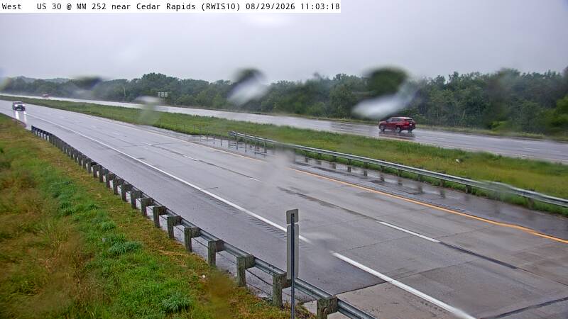US 30 MM 252 @ Cedar Rapids US 30 live camera view