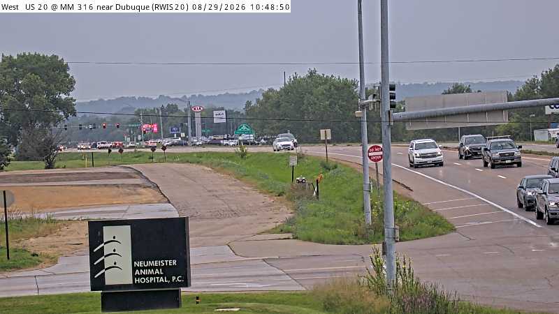 US 20 MM 316 @ Dubuque live camera view