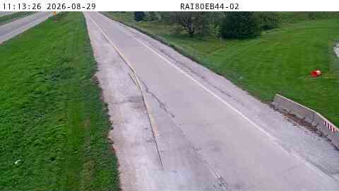 Parking Only: I-80 EB MM 44 near Avoca live camera view