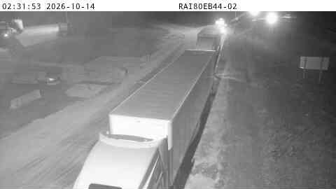 Parking Only: I-80 EB MM 44 near Avoca live camera view