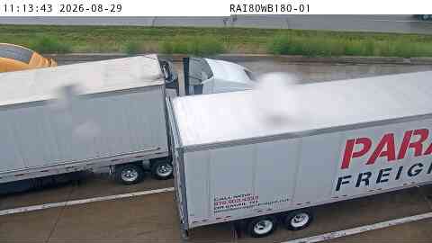 Rest Area: I-80 WB MM 180 near Grinnell live camera view