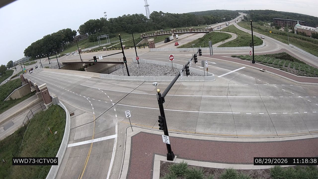 I-80 @ MM 242.6 (1st Ave) live camera view