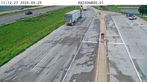Rest Area: I-80 WB MM 80 near Adair live camera view