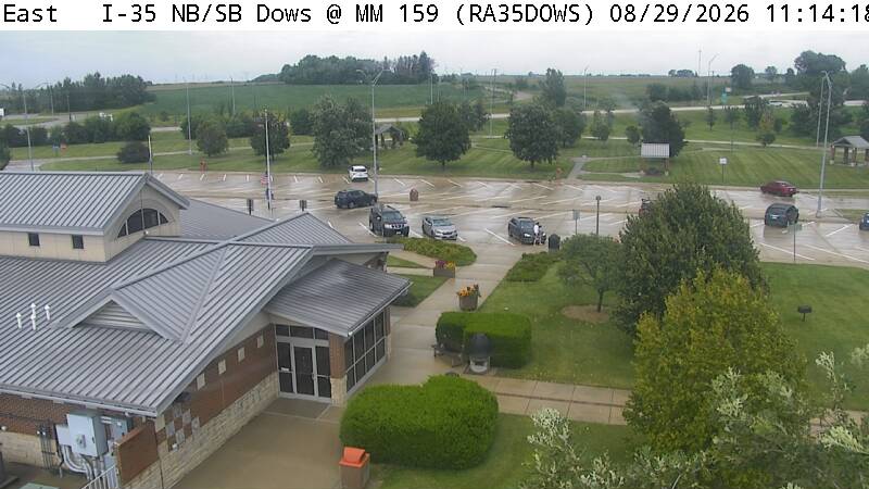 Rest Area: I-35 NB/SB MM 159 near Dows live camera view