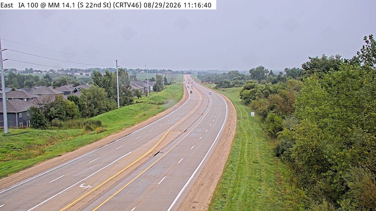 IA 100 @ MM 14.1 (S 22nd St) live camera view
