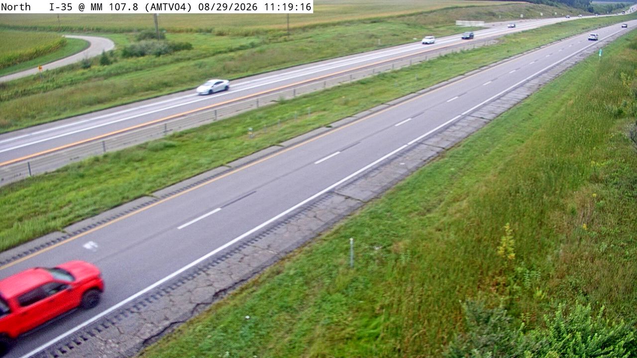 I-35 @ MM 107.7 live camera view