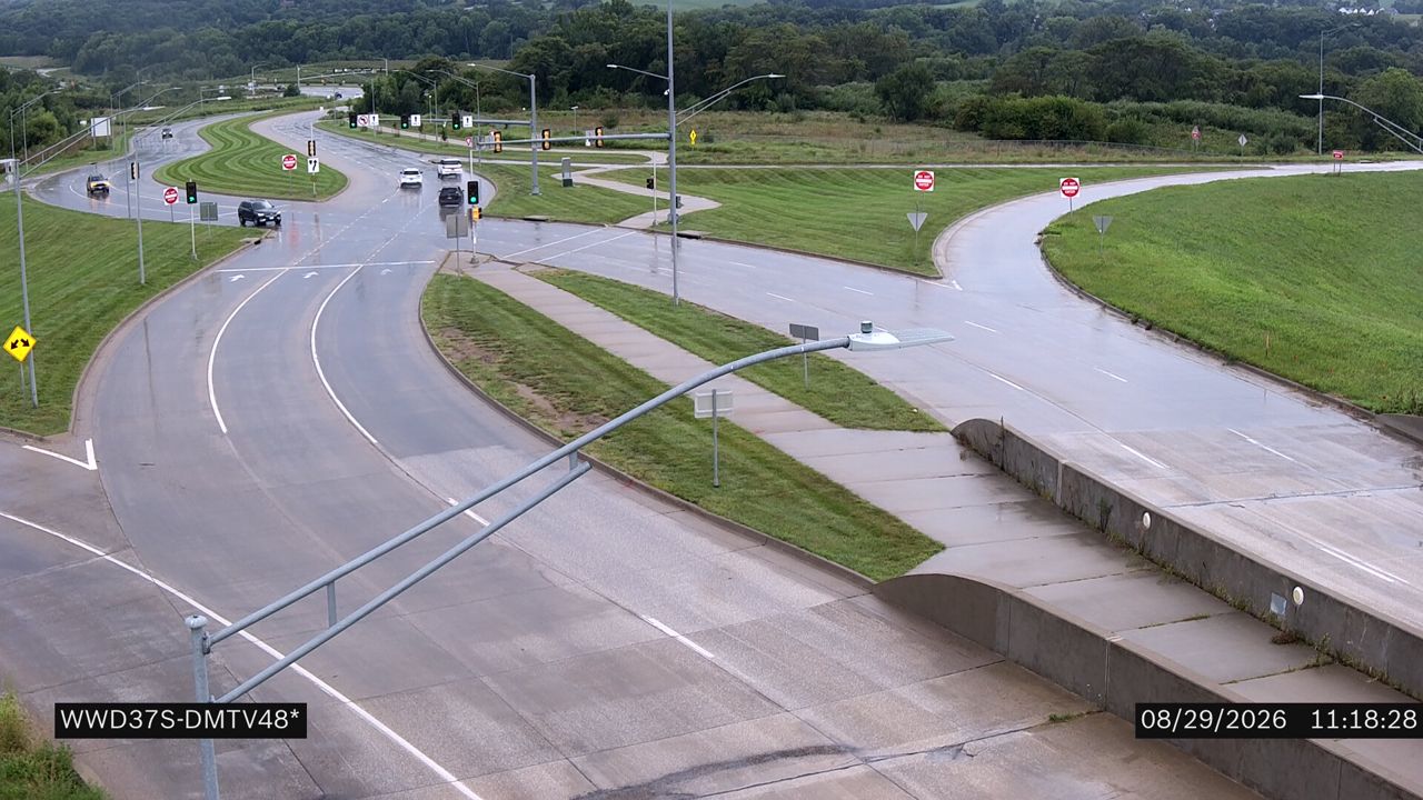 I-80 @ MM 118.4 (Grand Prairie Pkwy S) live camera view