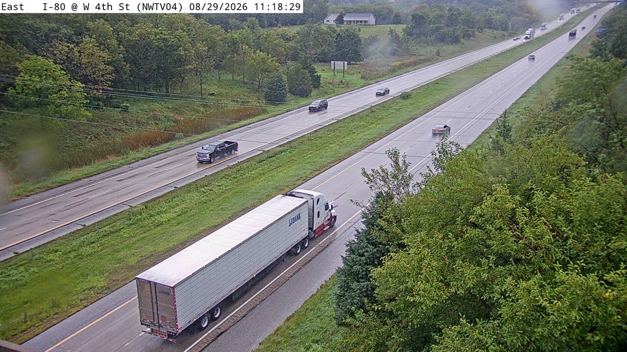 I-80 @ MM 165 (W 4th St) live camera view