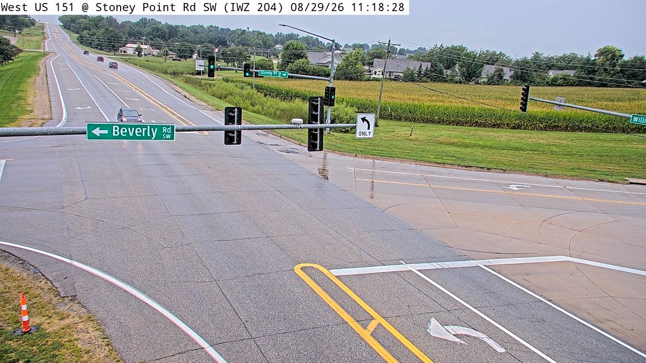 US 151 @ Stoney Point Rd S (IWZ 204) live camera view