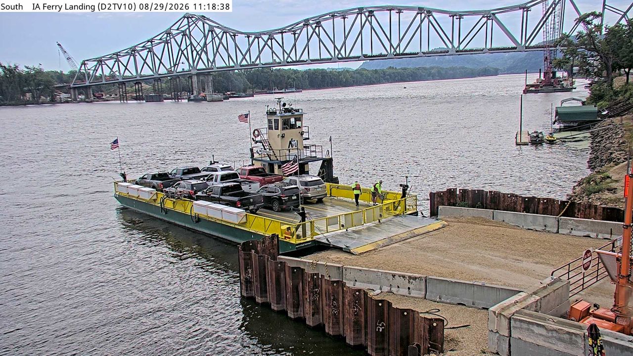 IA Ferry Landing @ Lansing (10) live camera view