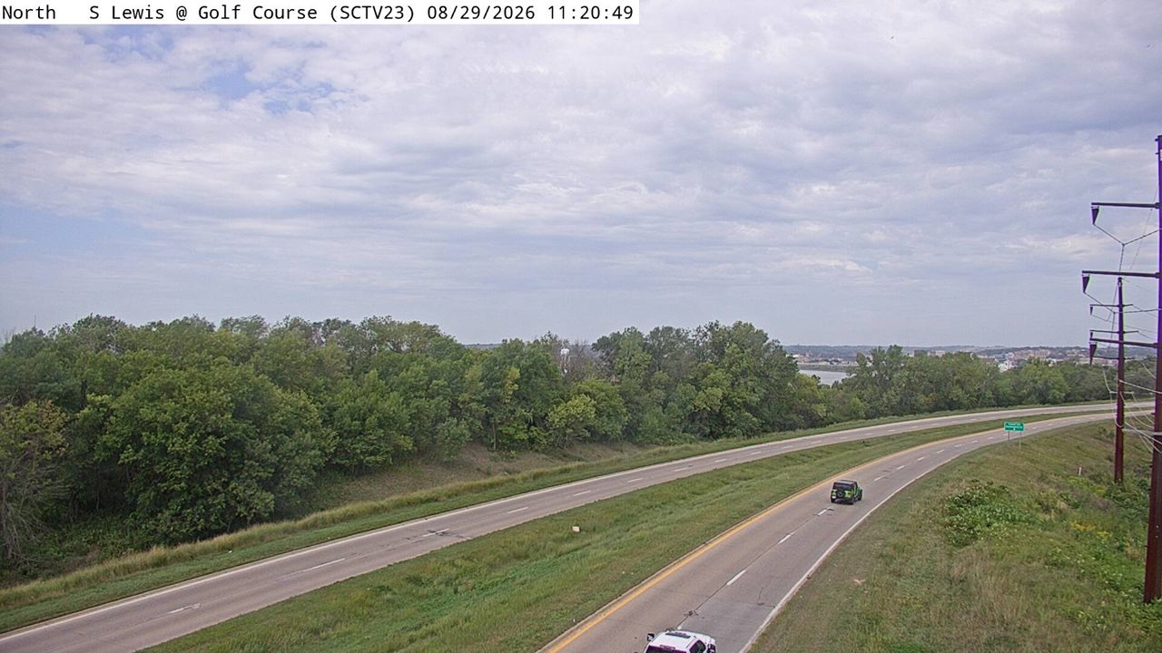 S Lewis @ Golf Course (23) live camera view