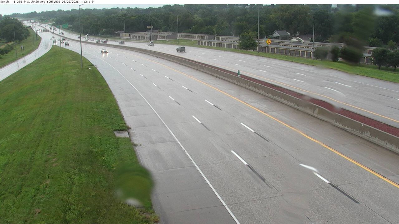 I-235 @ MM 11.7 (Guthrie Ave) live camera view
