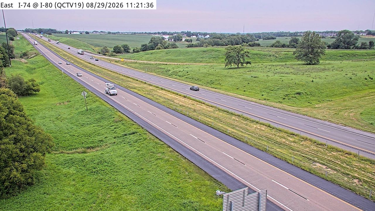 I-74 @ MM 0 (I-80) live camera view