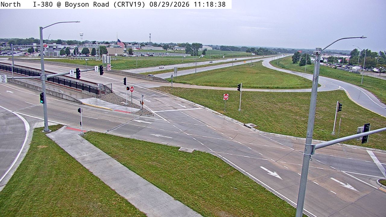 I-380 @ MM 25.3 (Boyson Rd) live camera view