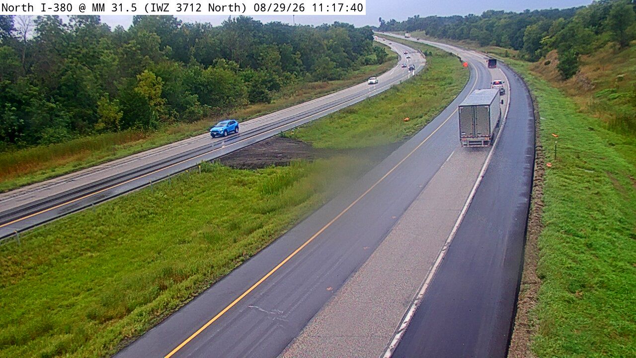 I-380 @ MM 31.5 (IWZ 3712N) live camera view