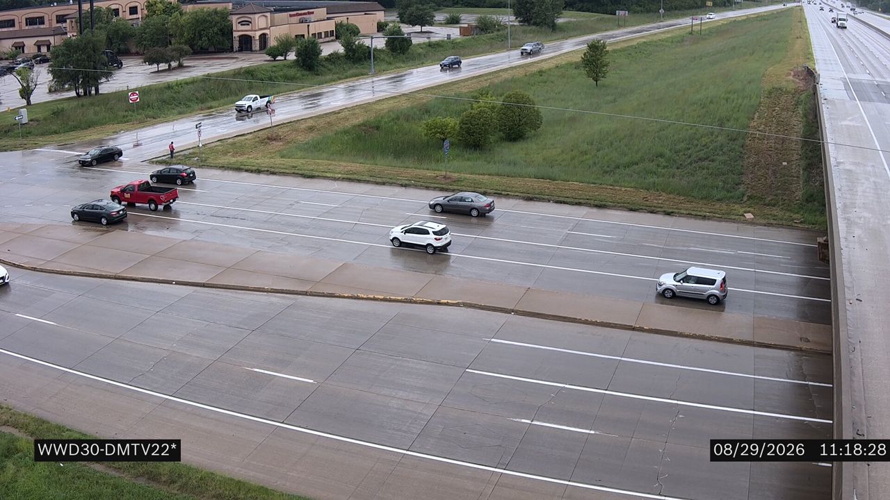 I-80 @ MM 131.2 (Merle Hay Rd) live camera view