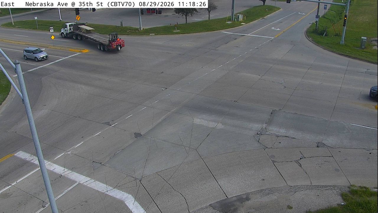 Nebraska Ave @ 35th St (70) live camera view