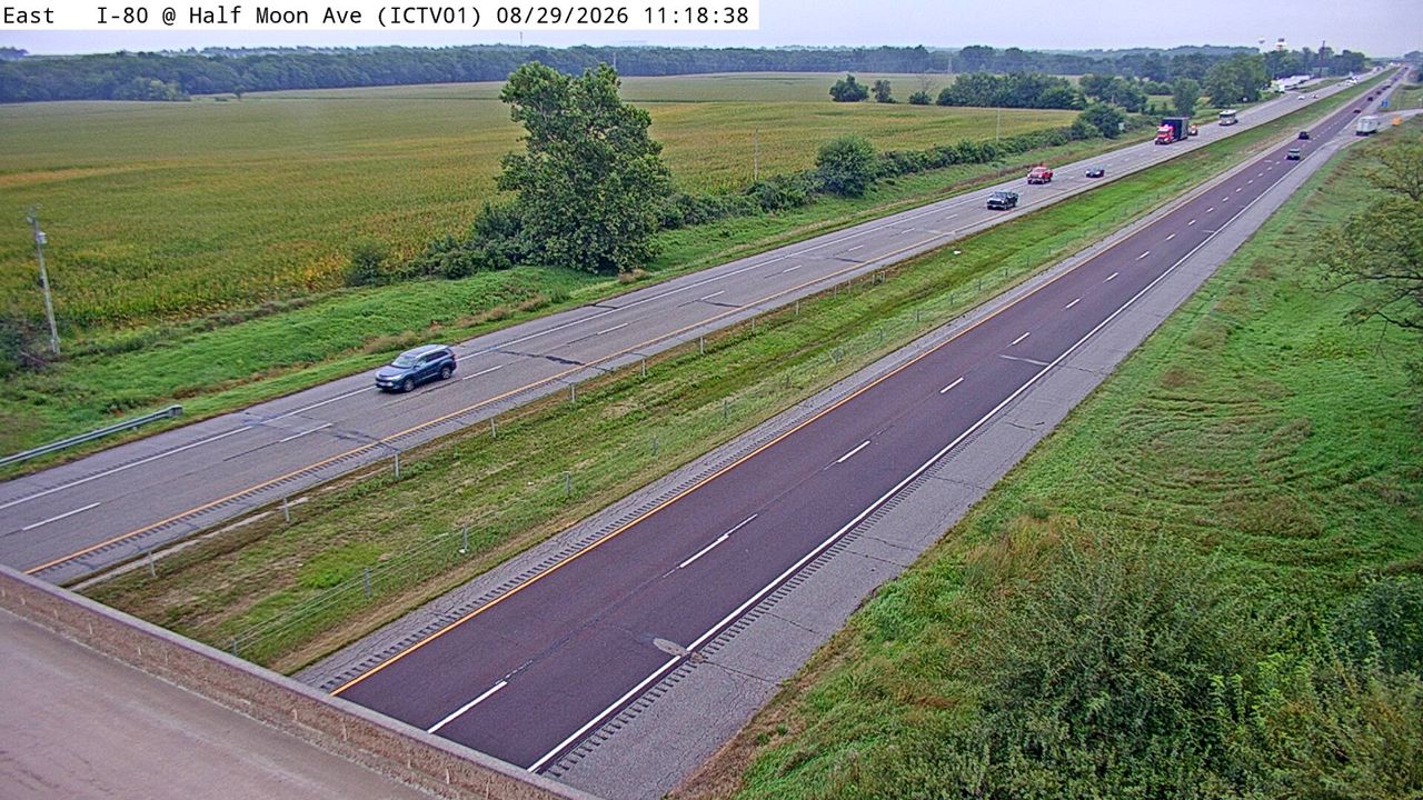 I-80 @ MM 236 (Half Moon Rd) live camera view