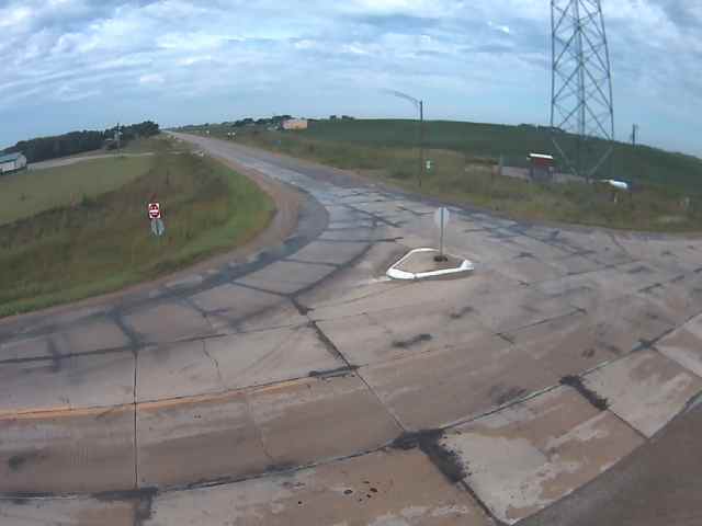 IA 9 MM 150 @ Leland (mini) live camera view
