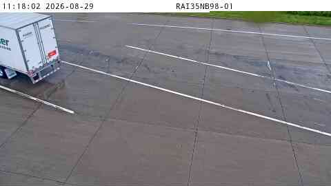Rest Area: I-35 NB MM 98 near Elkhart live camera view