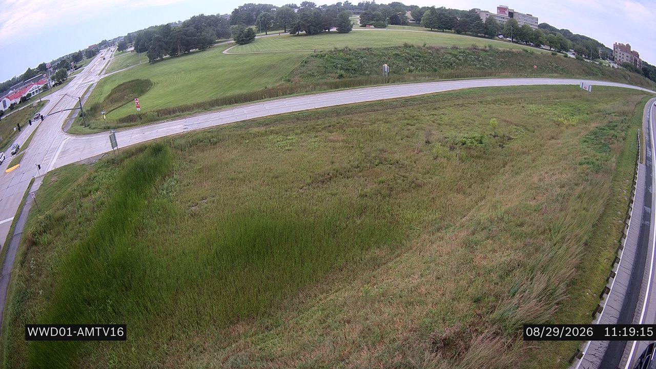 US 30 @ MM 147 (S University Blvd) live camera view