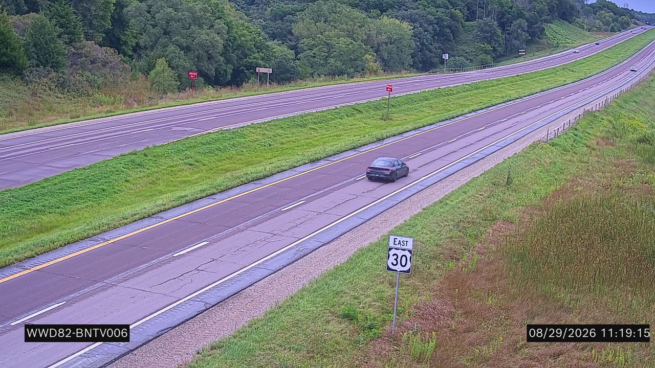 US 30 @ MM 130.2 (L Ave.) live camera view