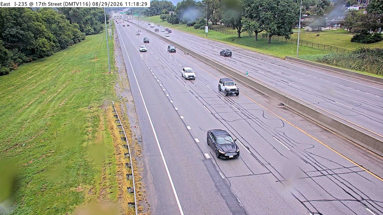 I-235 @ MM 3.1 (17th St) live camera view