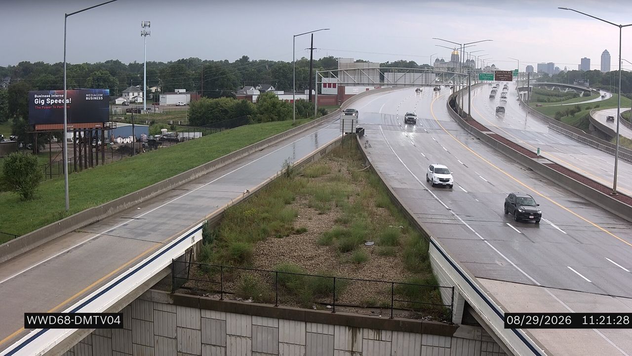 I-235 @ MM 10.8 live camera view