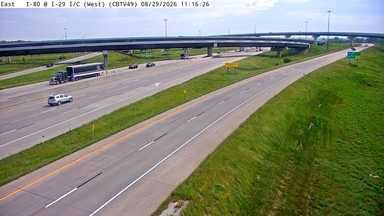 I-80 @ MM 0.5 (West I-29 Interchange - W) live camera view