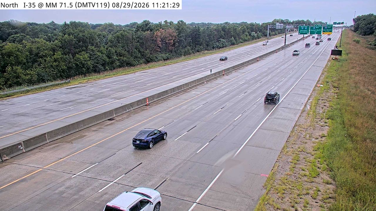 I-35 @ MM 71.5 (EP True Pkwy) live camera view
